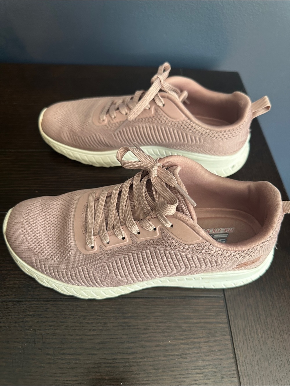 Women’s Light Pink Knit Lace-Up Sneakers size 6.5 - Picture 4 of 9